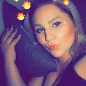 Meet your Posher, Deannia